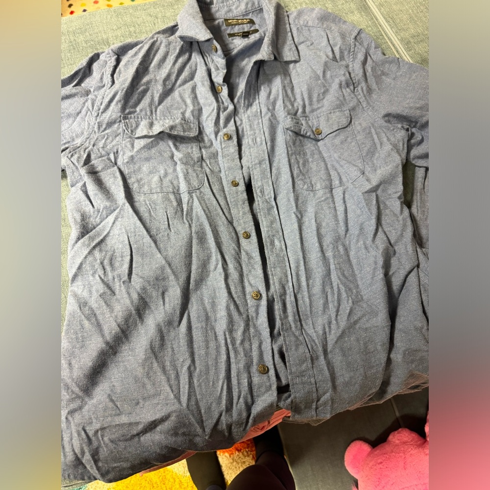 Men’s Banana Republic Large Button UP